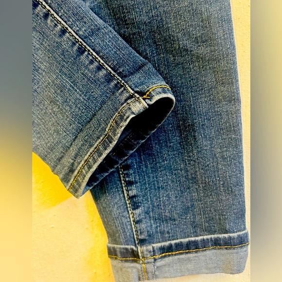 Levi Strauss Signature Gold Women's Totally Shaping Skinny Jeans, size 14L - Picture 4 of 6